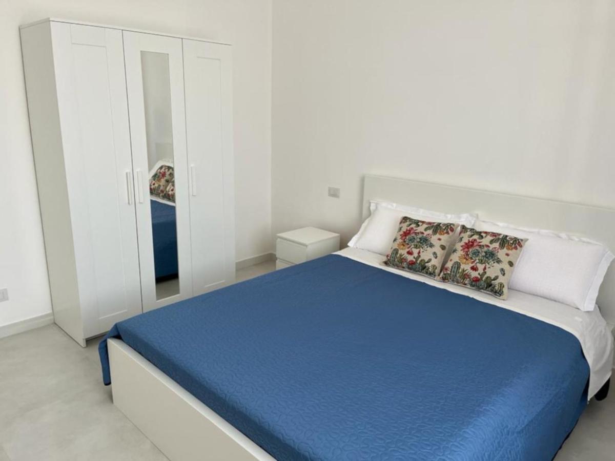 Villa Capri Holiday Home Campofelice Di Roccella Bagian luar foto